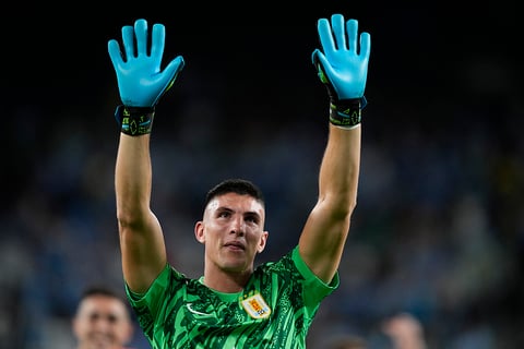 Uruguay's goalkeeper Sergio Rochet